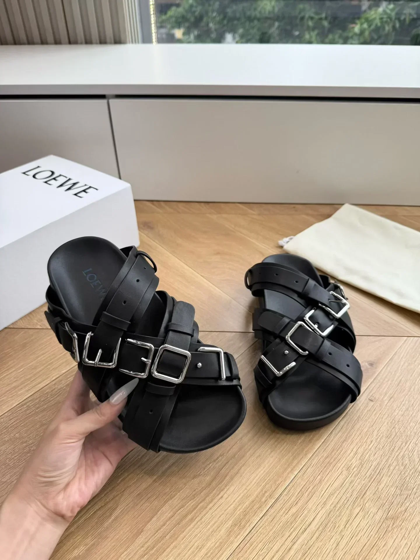 LOEWE Sandals & Mules Calfskin (Black) EU35-40 B40202607050392 - Image 4