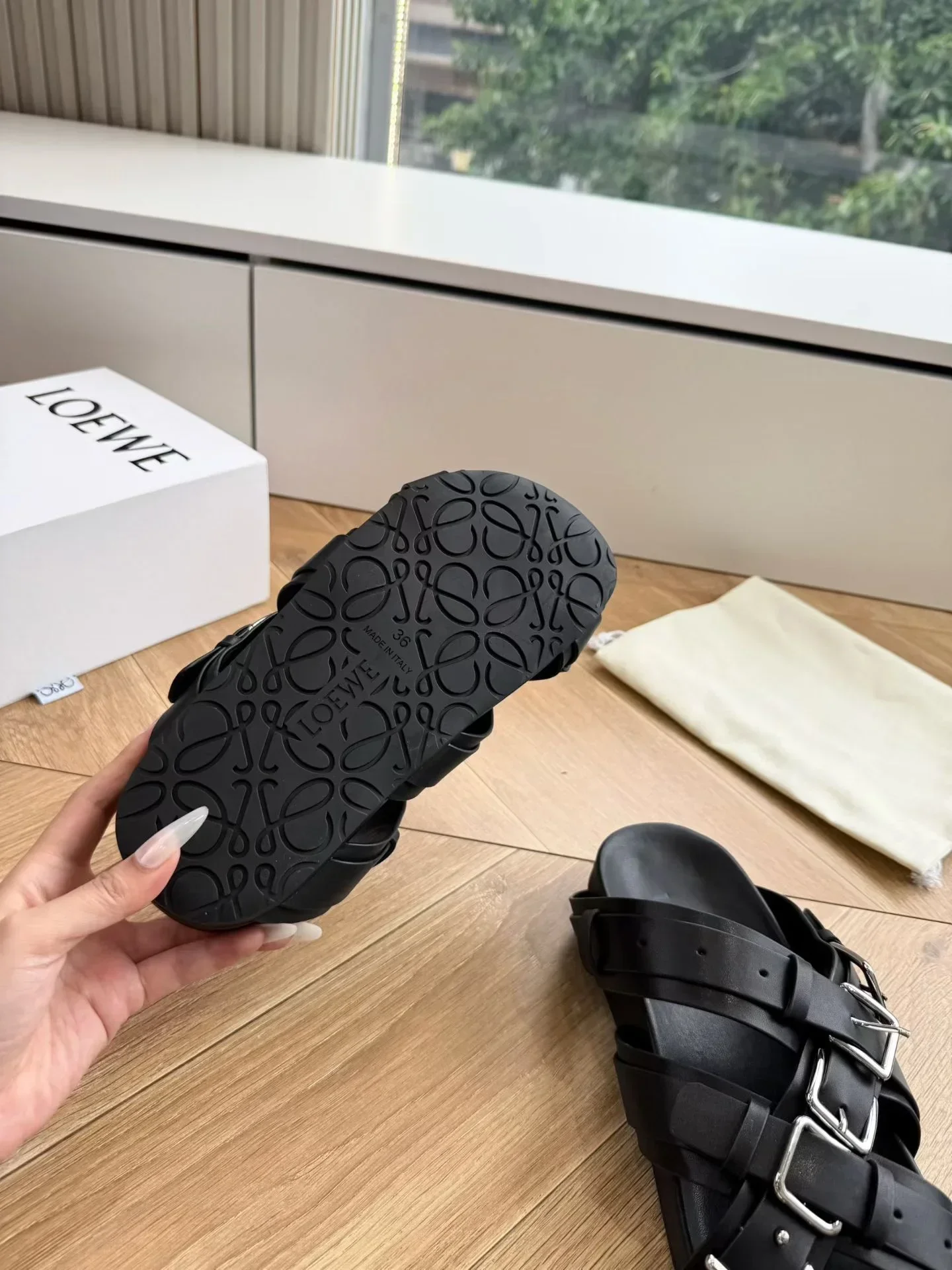 LOEWE Sandals & Mules Calfskin (Black) EU35-40 B40202607050392 - Image 9