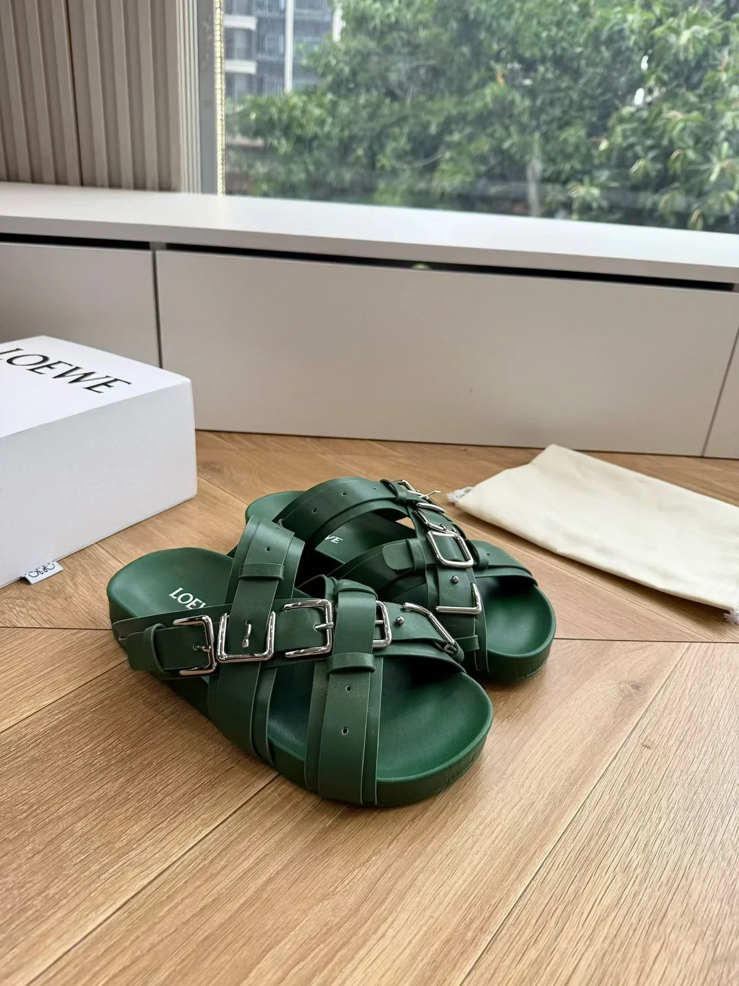 LOEWE Sandals & Mules Calfskin (Green) EU35-40 B40202607050393 - Image 6