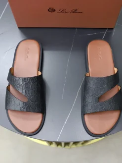 LORO PIANA Slides & Slippers Alligator Leather (Black-Brown) EU38-44 A20202607050645