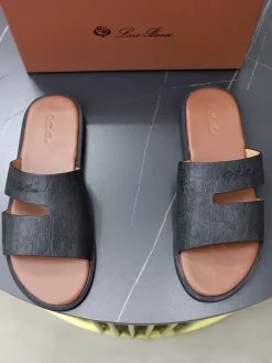 LORO PIANA Slides & Slippers Alligator Leather (Black-Brown) EU38-44 A20202607050646