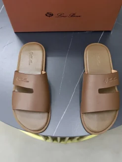 LORO PIANA Slides & Slippers Smooth Leather (Brown) EU38-44 A20202607050648
