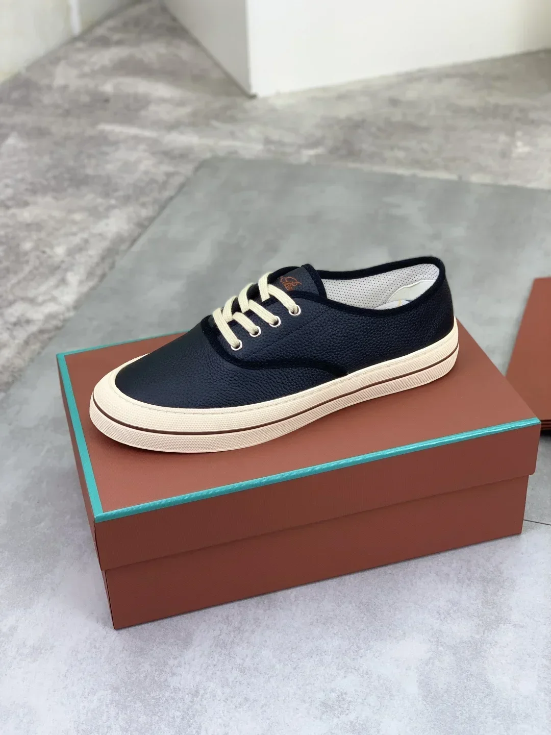 LORO PIANA Sneakers & Trainers Grained Leather (Black-Beige) EU38-46 B40202607051037 - Image 4