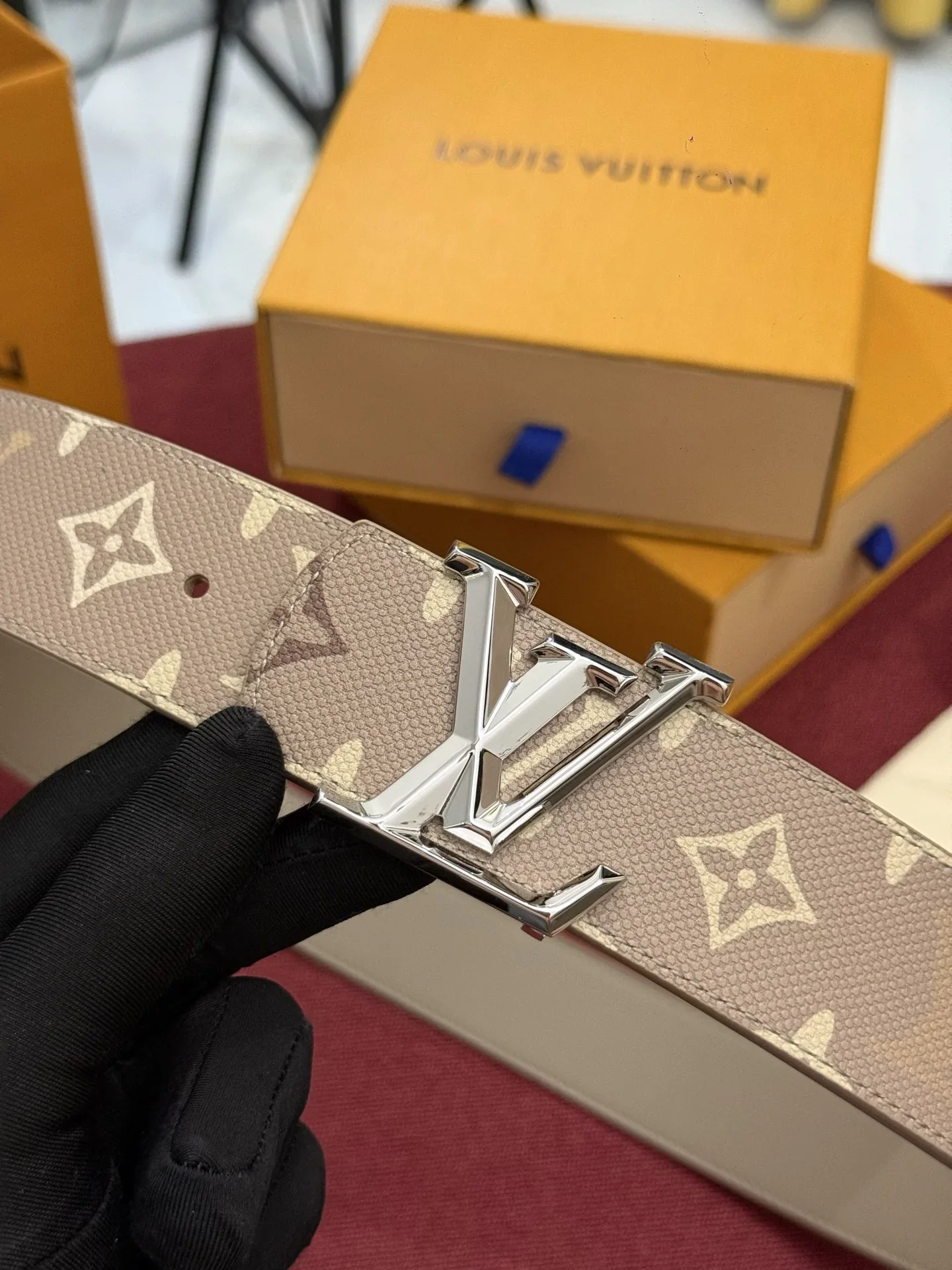 LV Belts A60202607050522