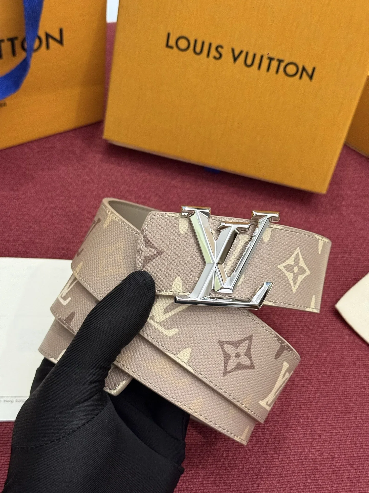 LV Belts A60202607050522 - Image 2