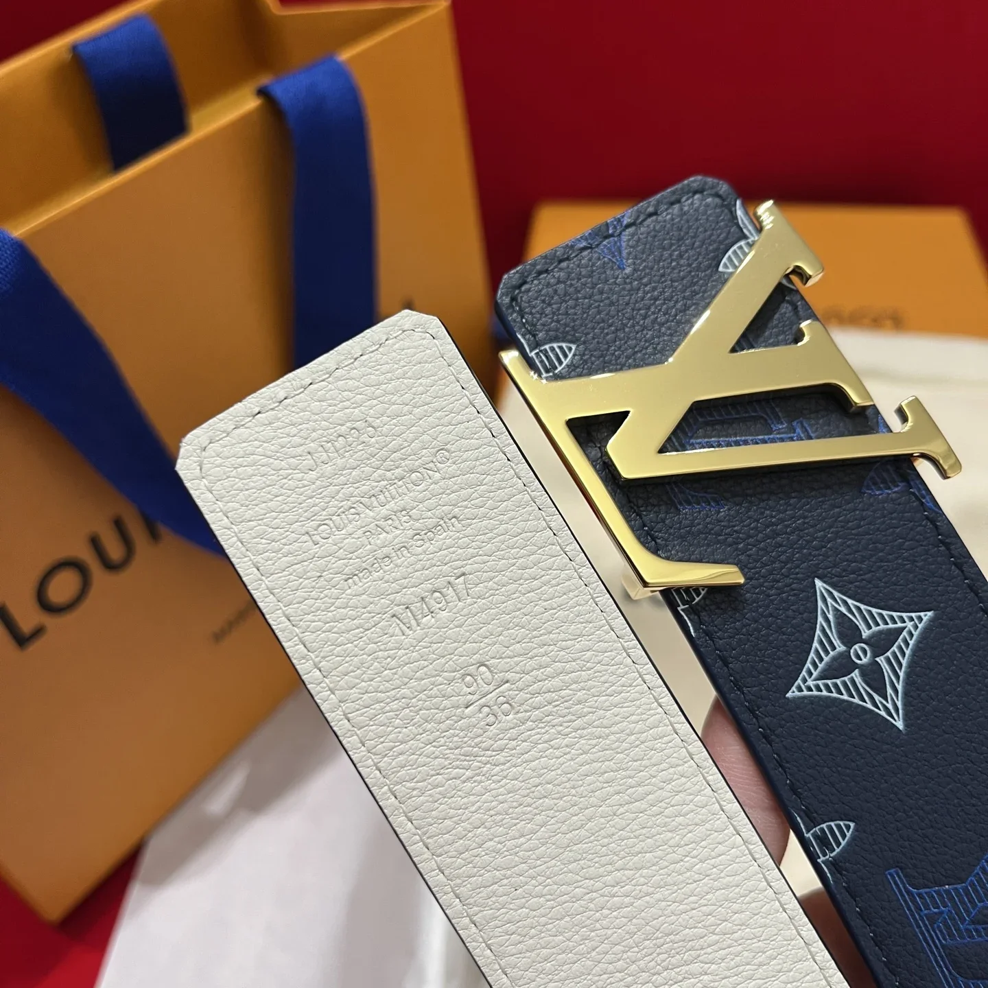 LV Belts Calfskin 4cm Width B80202607050540 - Image 2
