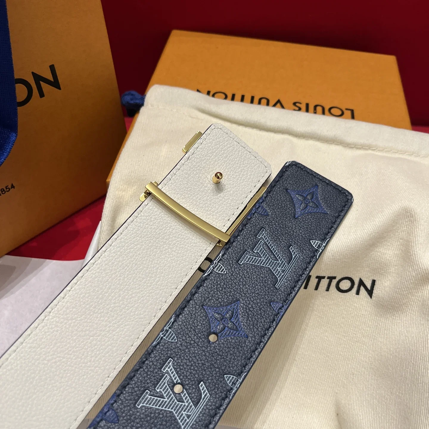 LV Belts Calfskin 4cm Width B80202607050540 - Image 5