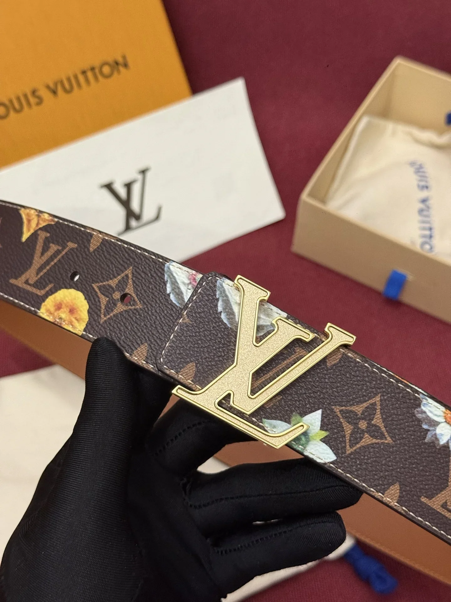 LV Belts Canvas Leather A60202607050528