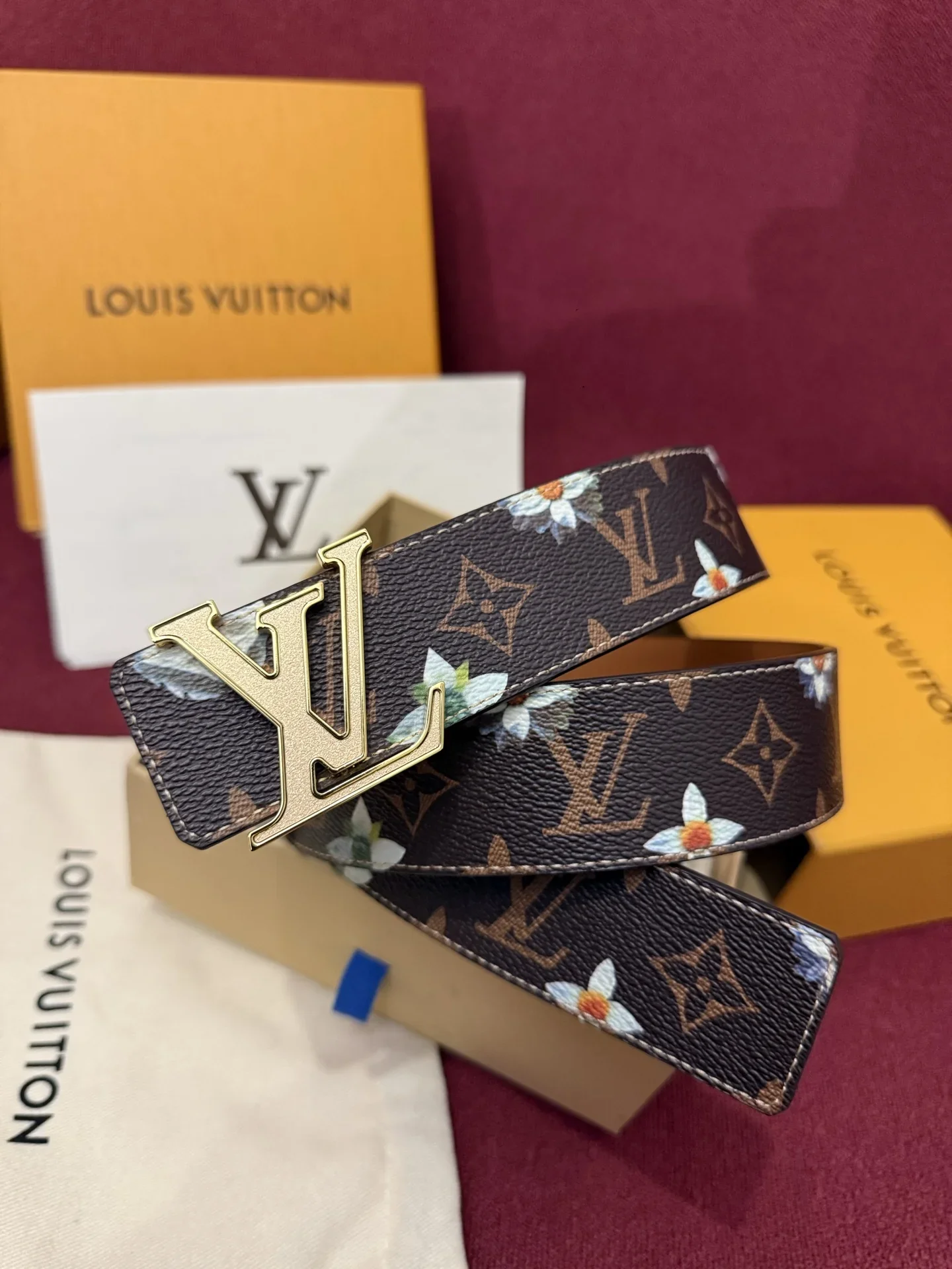 LV Belts Canvas Leather A60202607050528 - Image 6