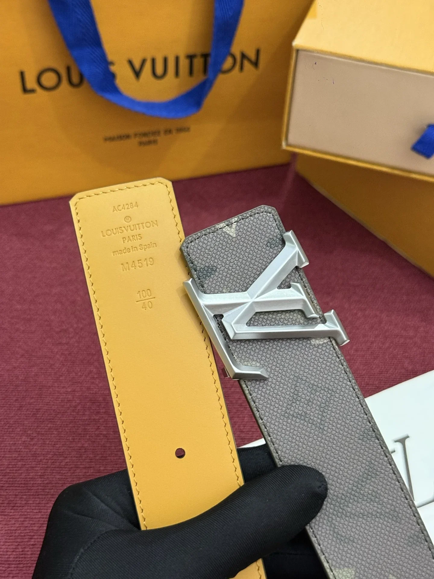 LV Belts Canvas Leather A60202607050529 - Image 4
