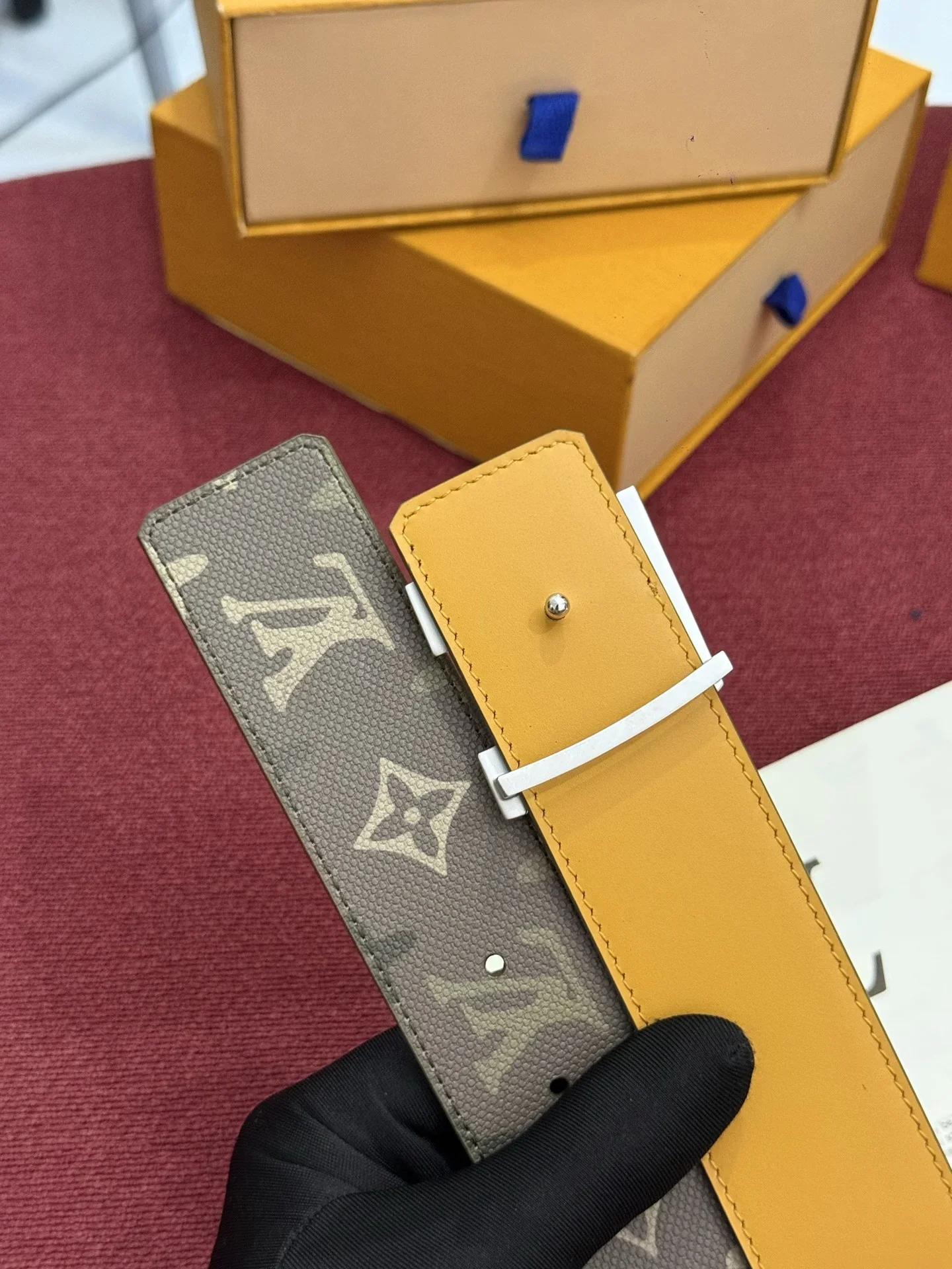 LV Belts Canvas Leather A60202607050529 - Image 5