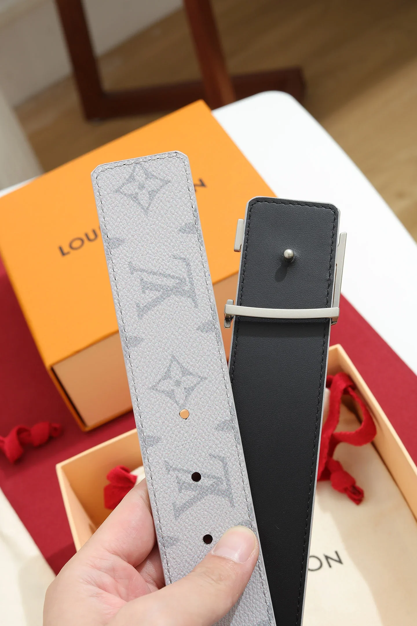 LV Belts Denim 4.0cm Width B20202607050534 - Image 4