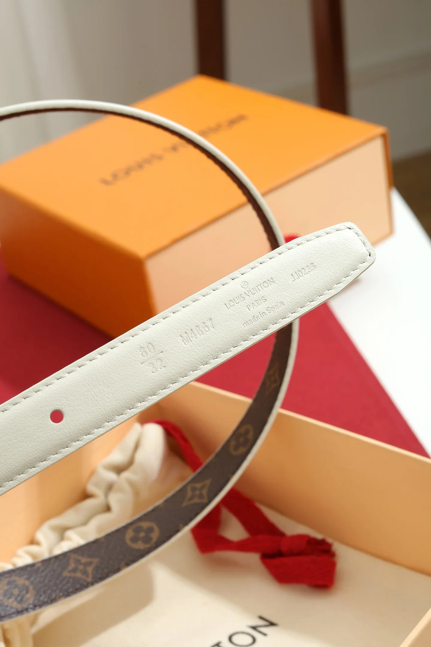 LV Belts Leather & Canvas A80202607050530 - Image 2