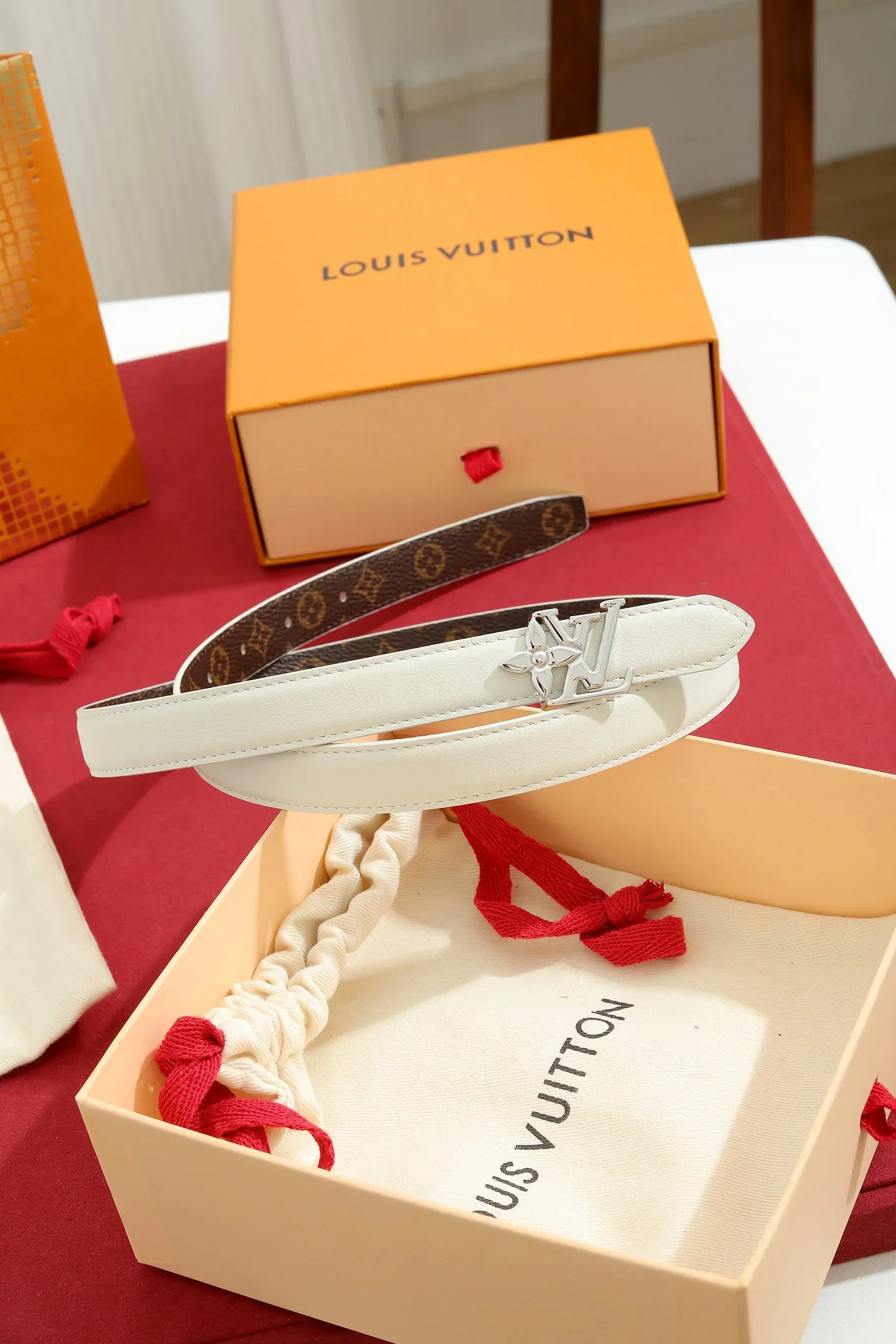 LV Belts Leather & Canvas A80202607050530 - Image 3