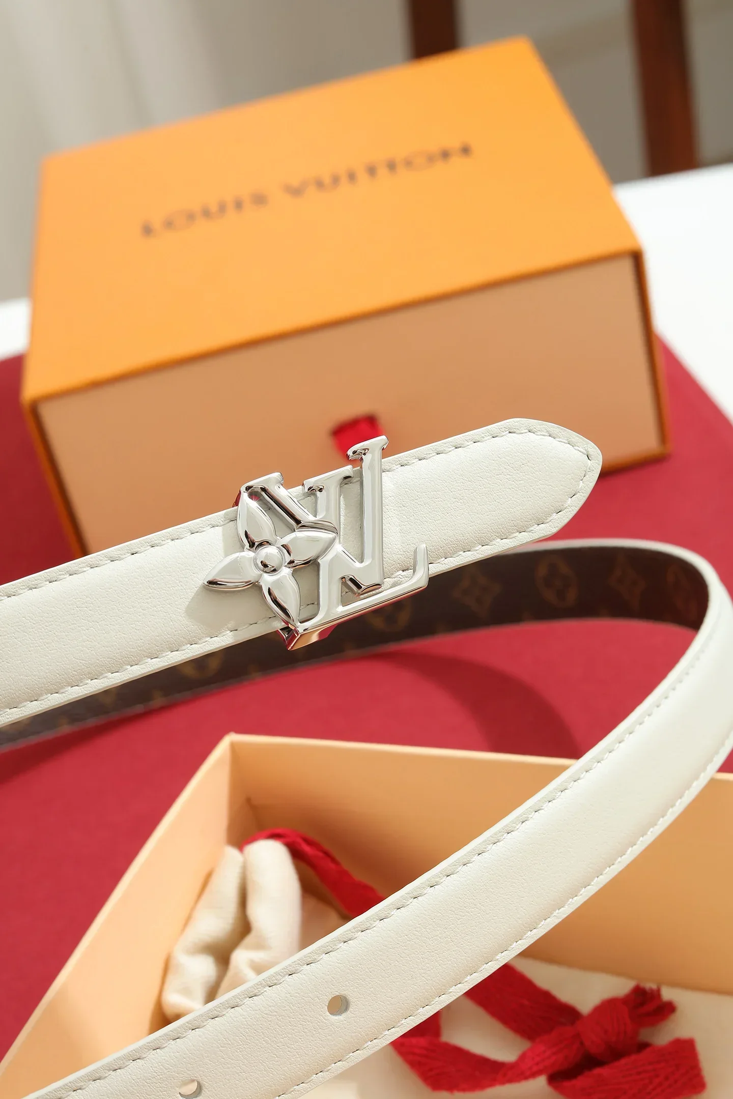 LV Belts Leather & Canvas A80202607050530 - Image 6
