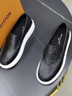 Alternative view of LV Flats & Loafers Grained Leather (Black-White) EU38-44 B90202607050474
