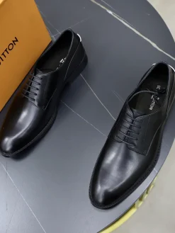 Alternative view of LV Formal Shoes Calfskin Leather (Black) EU39-44 B50202607051161