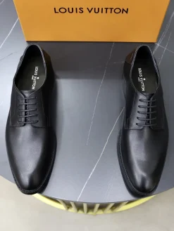 LV Formal Shoes Calfskin Leather (Black) EU39-44 B50202607051162