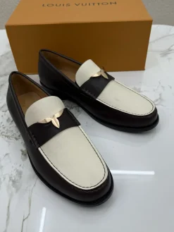 Alternative view of LV Formal Shoes Leather (Brown-White) EU39-44 D50202607051811
