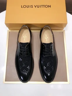 LV Formal Shoes Patent Leather (Black) EU38-44 B40202607051068