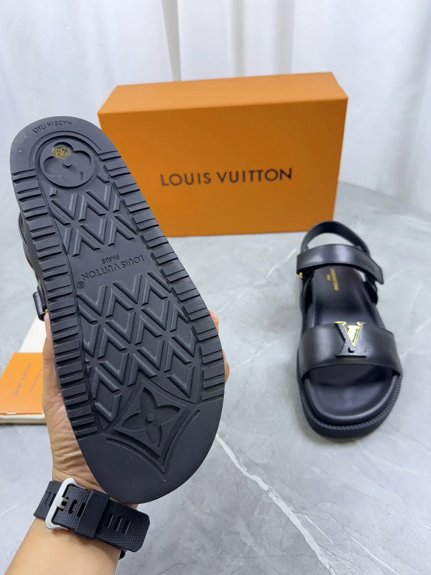 LV Sandals & Mules Calfskin Leather (Black-White) EU35-45 B10202607050454 - Image 9