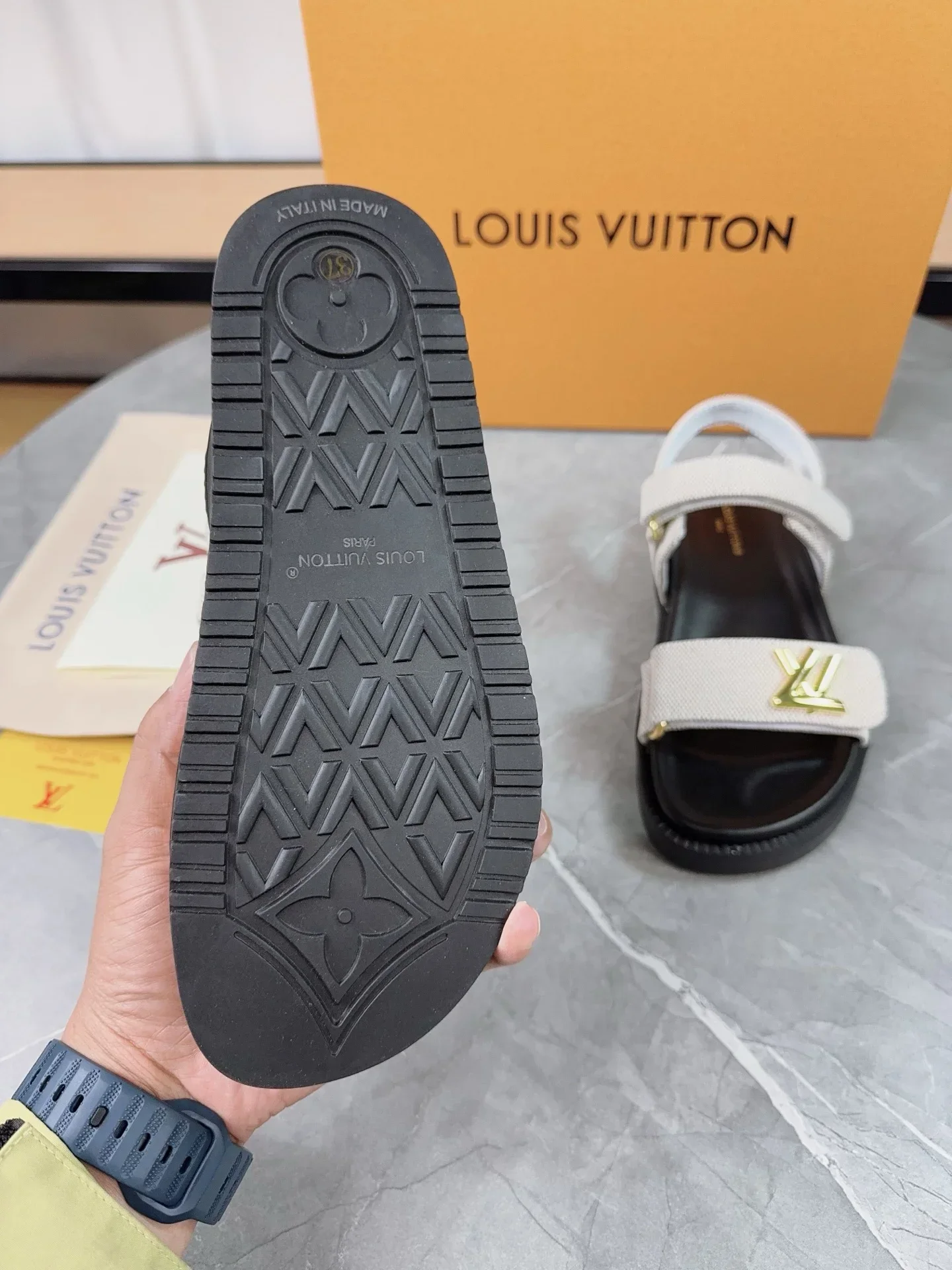 LV Sandals & Mules Canvas-Rubber (White-Black-Gold) EU35-45 B10202607050456 - Image 4