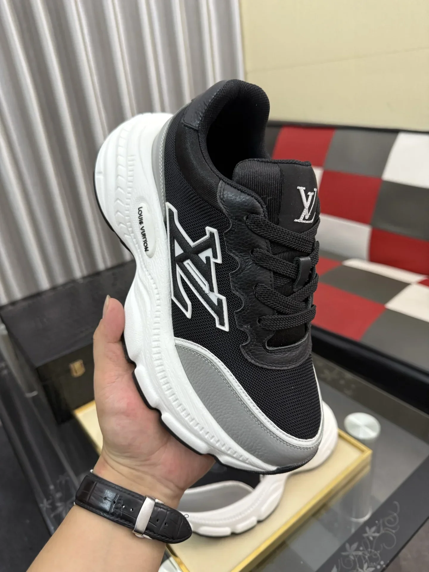 LV Shoes Mesh & Leather (Black-White-Grey) EU38-44 B80202607050472 - Image 4