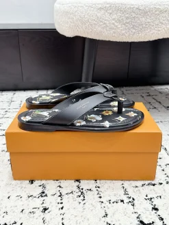 Alternative view of LV Slides & Slippers Canvas Leather (Black-White-Brown-Yellow) EU38-46 A90202607050777
