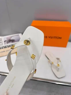 Alternative view of LV Slides & Slippers Leather (White) EU35-41 B10202607050845