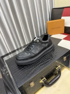 LV Sneakers & Trainers Calf Leather & Canvas (Black) EU38-44 B00202607050452