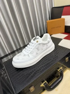 LV Sneakers & Trainers Calfskin Canvas (White) EU38-44 B00202607050453