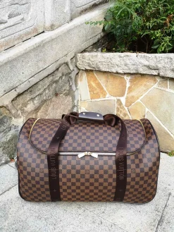 LV Suitcases 20inch32x55x28cm F30202607010135
