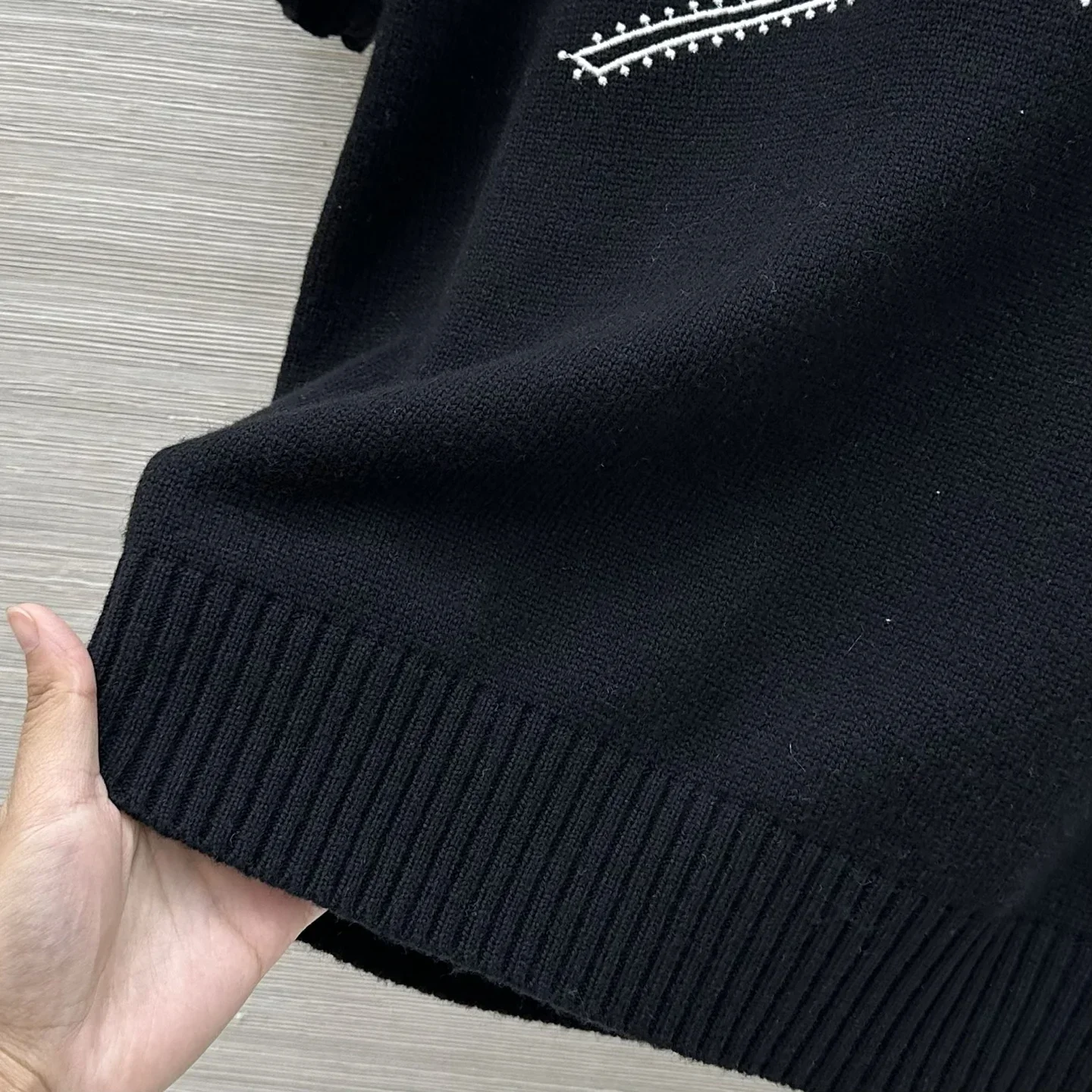 LV T-shirts & Vests Knit (Black-White) S-L B25202607050981 - Image 7