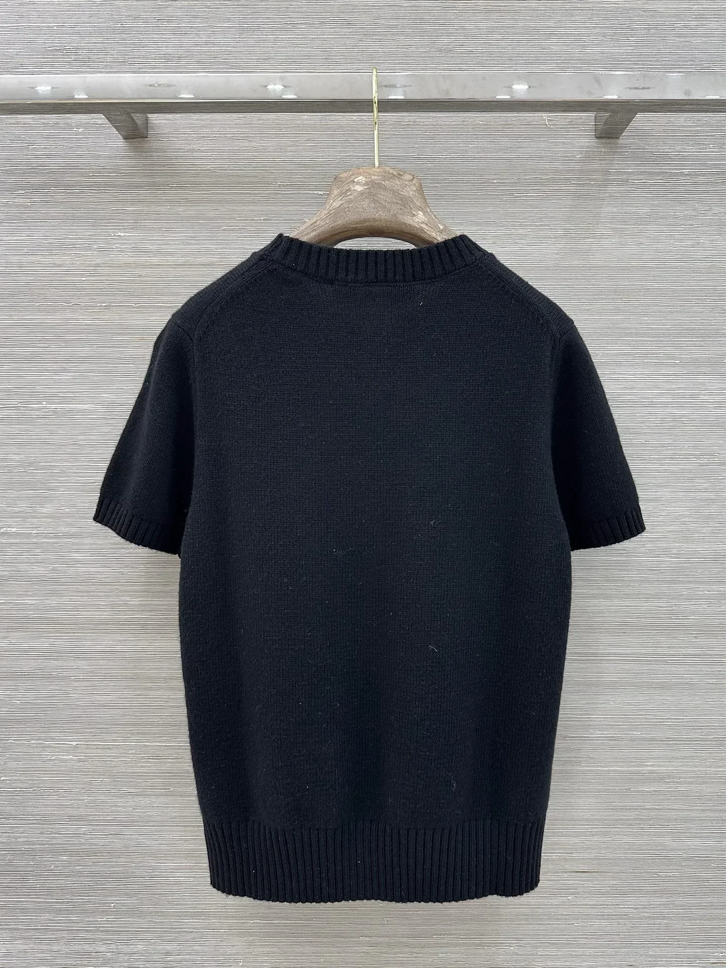LV T-shirts & Vests Knit (Black-White) S-L B25202607050981 - Image 9