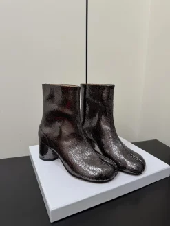 Alternative view of MAISON MARGIELA Boots & Booties Crackled Leather (Dark Gray) EU35-39 D10202607051734