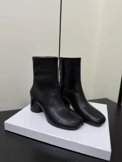 Alternative view of MAISON MARGIELA Boots & Booties Lambskin (Black) EU35-39 D10202607051727