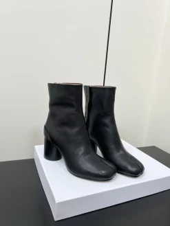 Alternative view of MAISON MARGIELA Boots & Booties Lambskin Leather (Black) EU35-39 D10202607051742