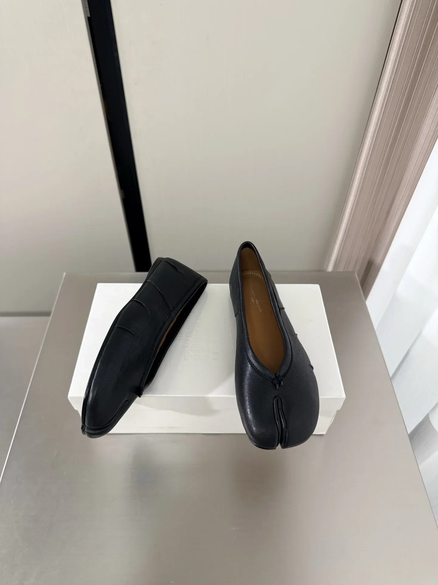 MAISON MARGIELA Flats & Loafers Calf Leather (Black) EU35-41 B80202607050524