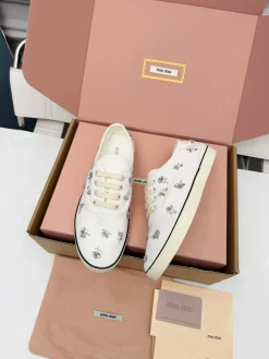 Alternative view of MIU MIU Sneakers & Trainers Canvas (White) EU35-40 B20202607050918