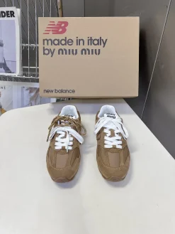 MIU MIU Sneakers & Trainers Suede Leather (Brown-White) EU35-40 39-45 C00202607050553
