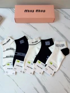 MIU MIU Socks D0202607020547