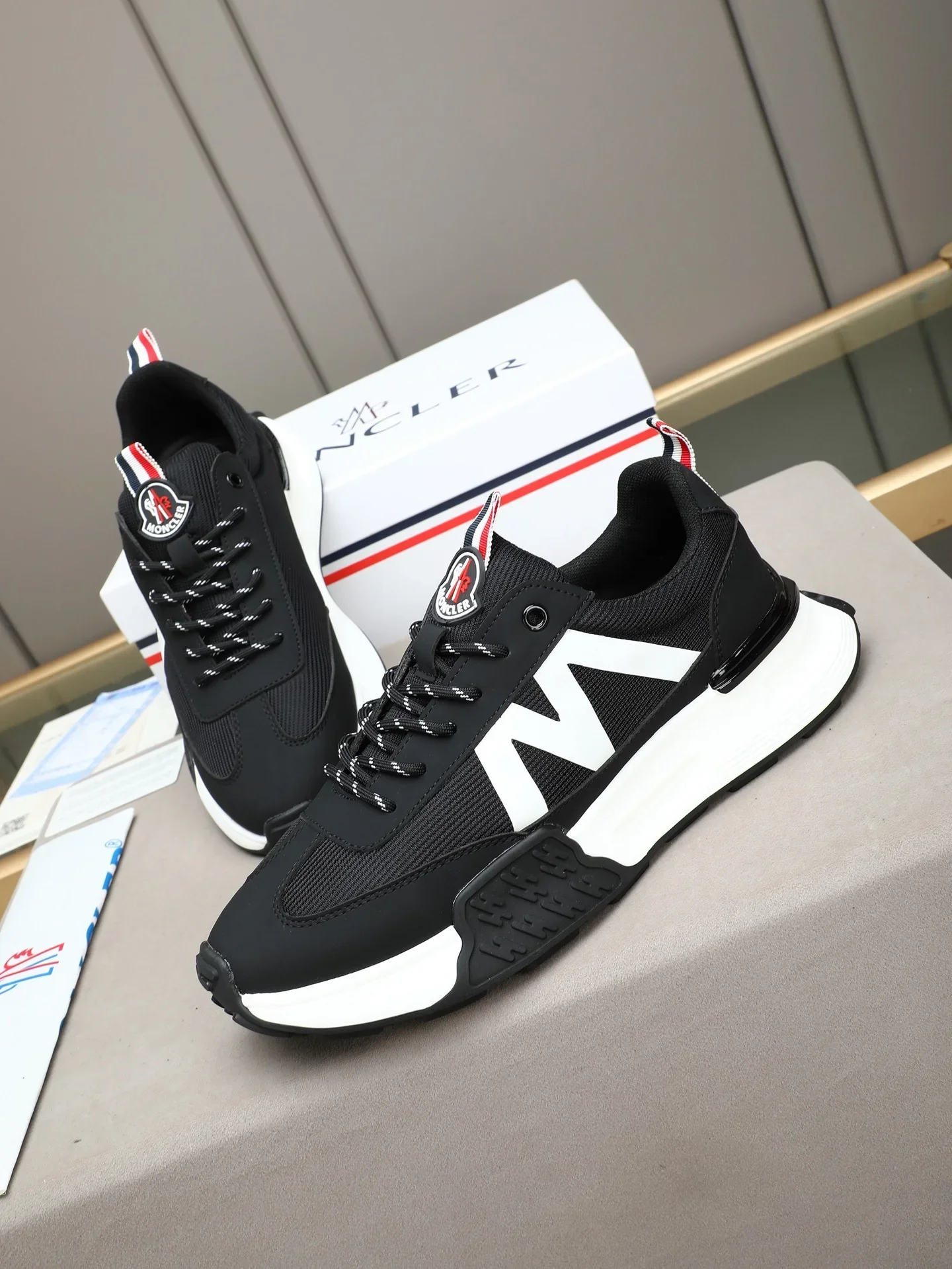MONCLER Shoes Mesh Rubber (Black-White) EU38-44 B20202607050921 - Image 8