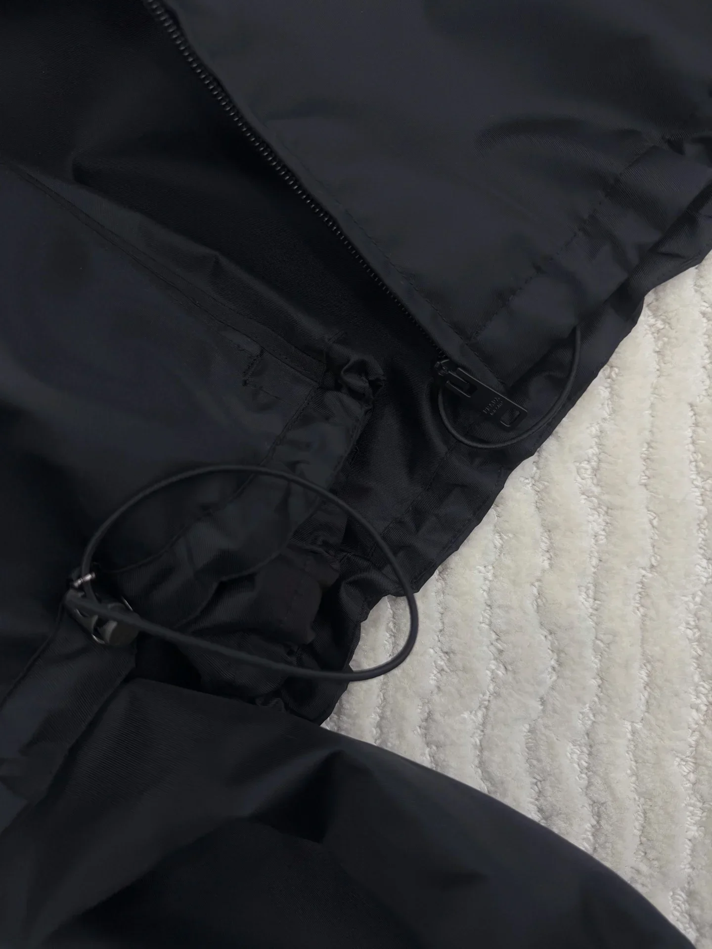 PRADA Coats & Jackets Nylon (Black) S-L D15202607052315 - Image 4