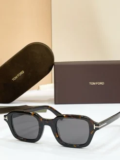 TOM FORD Glasses & Sunglasses A45202607020590