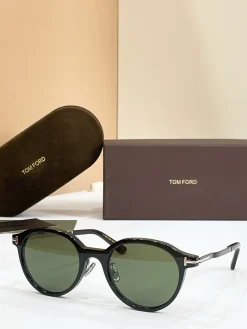 TOM FORD Glasses & Sunglasses A45202607020591