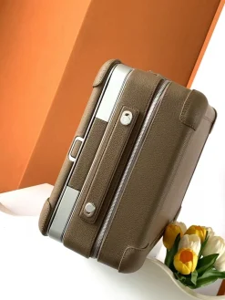 Alternative view of UNCATEGORIZED Suitcases 20inch C500202607010079