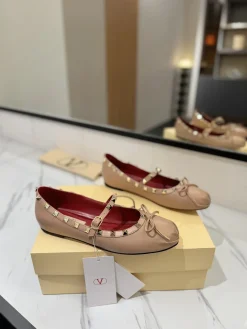 VALENTINO Shoes Calfskin (Nude) EU35-39 C00202607051847