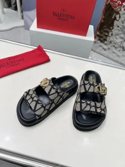 Alternative view of VALENTINO Slides & Slippers Canvas Leather (Black-Beige) EU35-40 B00202607050823