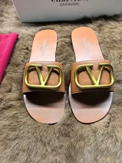 Alternative view of VALENTINO Slides & Slippers Grained Leather (White-Black) EU35-42 A20202607050655