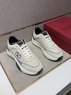 VALENTINO Sneakers & Trainers Mesh Suede (White-Black-Gray) EU38-44 B80202607051441